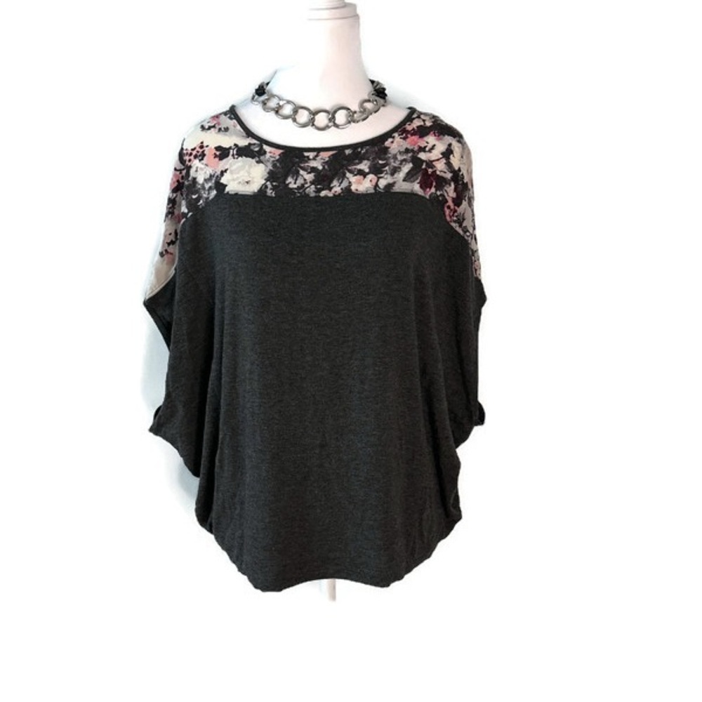 Club Monaco Bohemian Floral Accent Dark Grey Top - Size Small